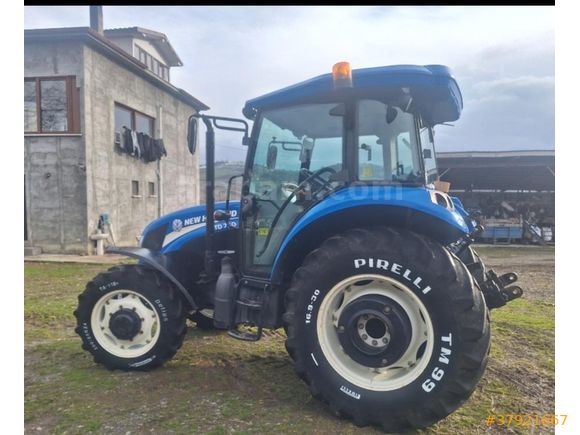 New Holland TD75D Samsun/Bafra  Cam gibi çok temiz.