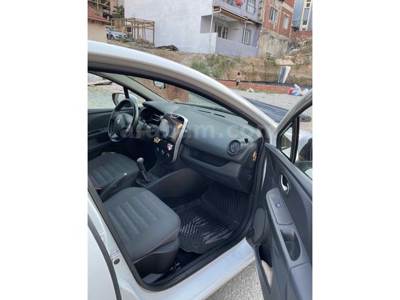 Sahibinden Renault Clio 1.5 dCi Joy 2015 Model   Beyaz