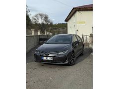 Sahibinden Toyota Corolla 1.8 Hybrid Flame X-Pack 2025 Model 