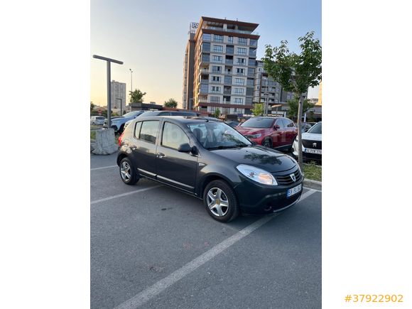 Sahibinden Dacia Sandero 1.2 Ambiance 2012 Model