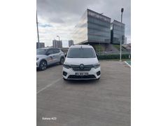 acil satılık 2025 renault kangoo 1.5 Bluedci