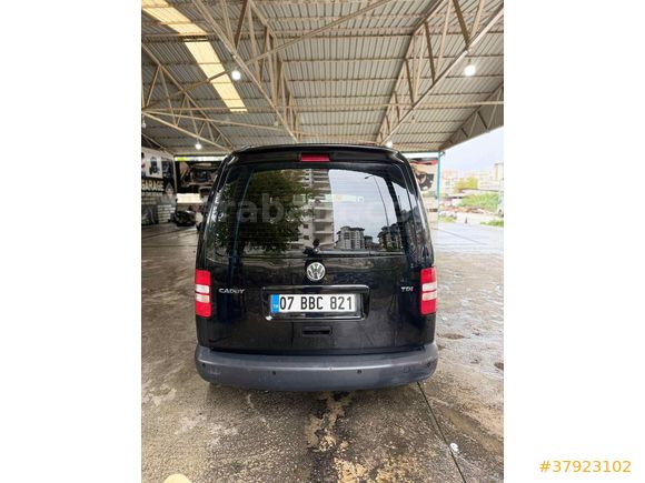 2013 CADDY 1.6 TDI DSG – 136.000 KM – TRAMERSİZ – DEĞİŞENSİZ – TEMİZ ARAÇ

