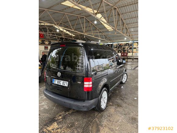 2013 CADDY 1.6 TDI DSG – 136.000 KM – TRAMERSİZ – DEĞİŞENSİZ – TEMİZ ARAÇ
