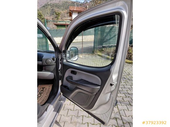 Sahibinden Fiat Doblo Combi 1.3 Multijet Active 2006 Model