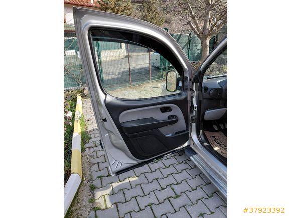 Sahibinden Fiat Doblo Combi 1.3 Multijet Active 2006 Model
