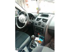 Sahibinden Renault Megane 1.6 Authentique 2005 Model  285.000 km Kırmızı
