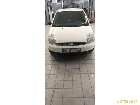 aracım gayet temizdir yuruyeninde hiç bir sorun yok.      1.4 dizel degisen yok ekspertiz raporu resimlerde mevcut