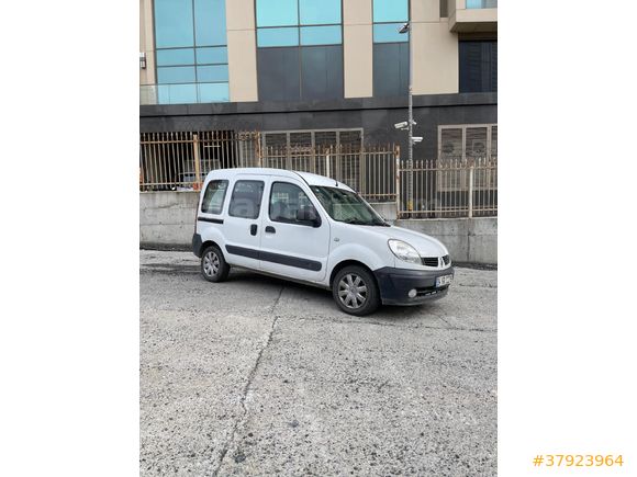 Sahibinden Renault Kangoo Multix 1.5 dCi Expression 2011 Model