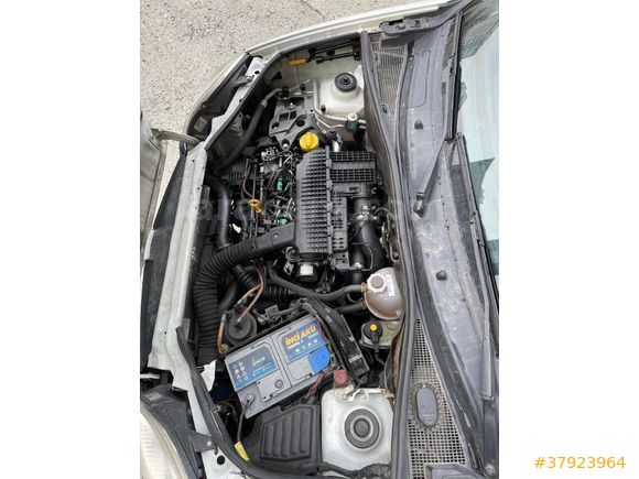 Sahibinden Renault Kangoo Multix 1.5 dCi Expression 2011 Model