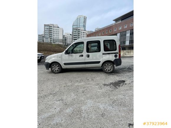 Sahibinden Renault Kangoo Multix 1.5 dCi Expression 2011 Model
