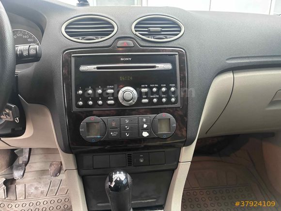 Sahibinden Ford Focus 1.6 TDCi Ghia 2006 Model 