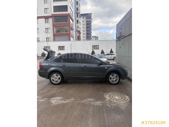 Sahibinden Ford Focus 1.6 TDCi Ghia 2006 Model 