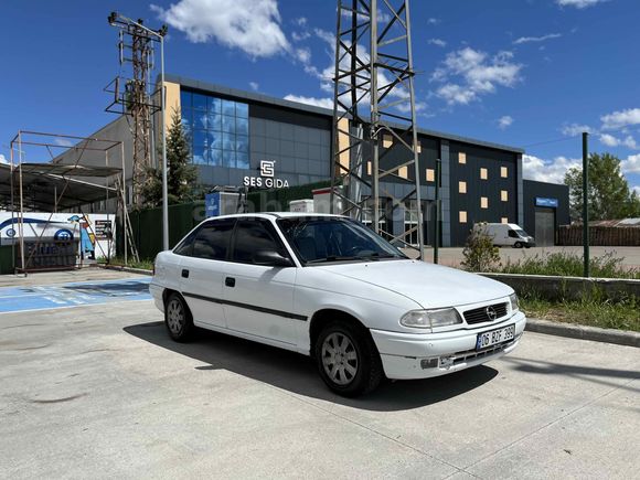 Değişensiz  Opel Astra  