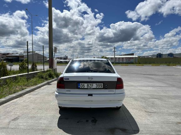 Değişensiz  Opel Astra  