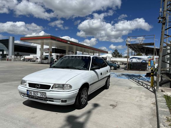 Değişensiz  Opel Astra  