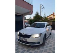  Skoda SuperB 2013 Aile Aracı