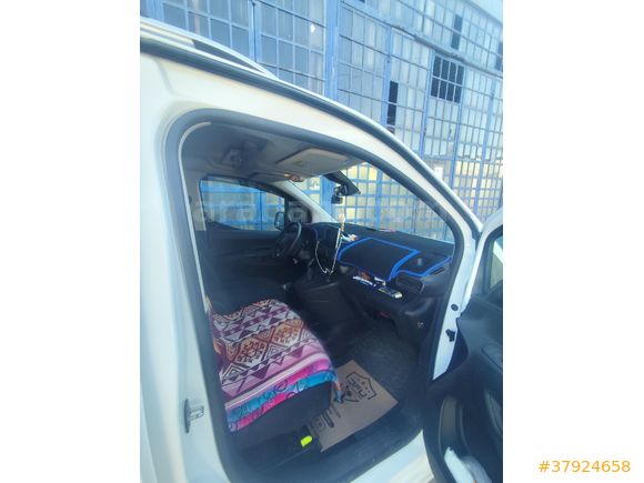 Sahibinden Opel Combo 1.5 CDTI Edition 2021 Model  62.000 km Beyaz