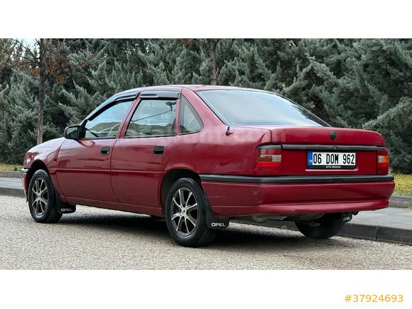 Sahibinden Opel Vectra 2.0 GLS 1994 Model