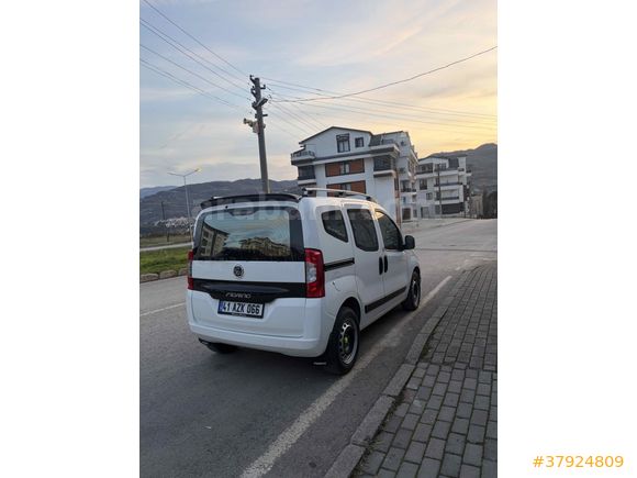 Sahibinden Fiat Fiorino Combi 1.3 Multijet Pop 2023 Model 