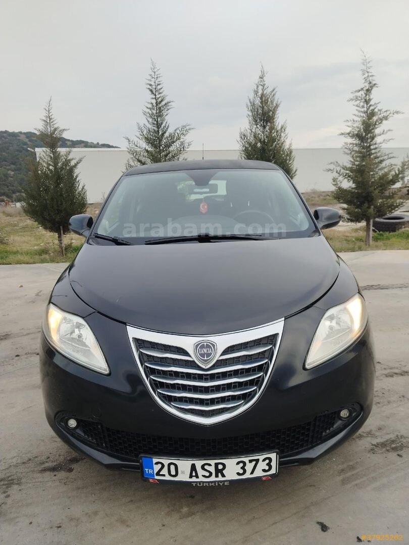 Sahibinden Lancia Ypsilon 1.3 Mjet 2013 Model Denizli 244.620 km Siyah 2