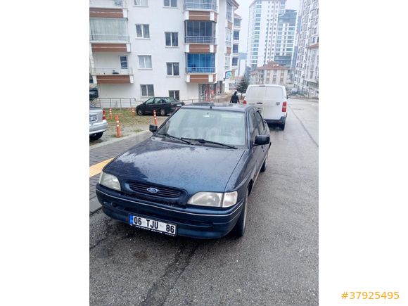 Sahibinden Ford Escort 1.6 CLX 1995 Model