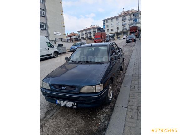 Sahibinden Ford Escort 1.6 CLX 1995 Model