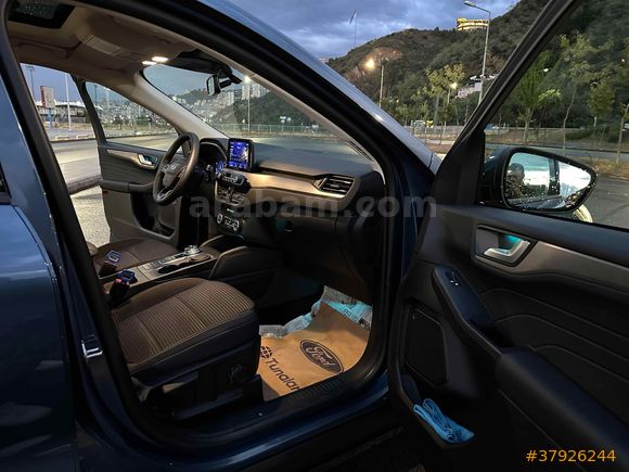 Sahibinden Ford Kuga 1.5 EcoBoost Titanium 2023 Model 