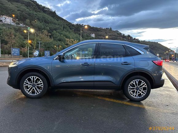 Sahibinden Ford Kuga 1.5 EcoBoost Titanium 2023 Model 
