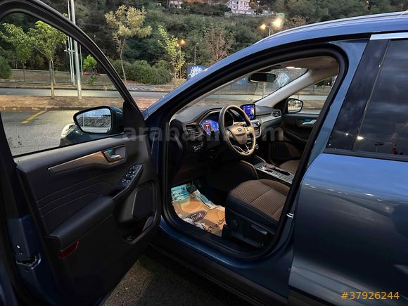 Sahibinden Ford Kuga 1.5 EcoBoost Titanium 2023 Model 