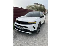 Sahibinden Opel Mokka 1.2 T Edition 2024 Mode Beyaz tavan siyahl
