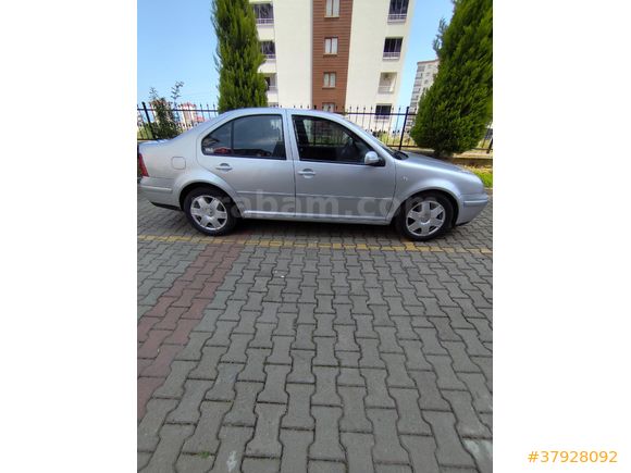 Bora 1.9 TDi Comfortline 2001