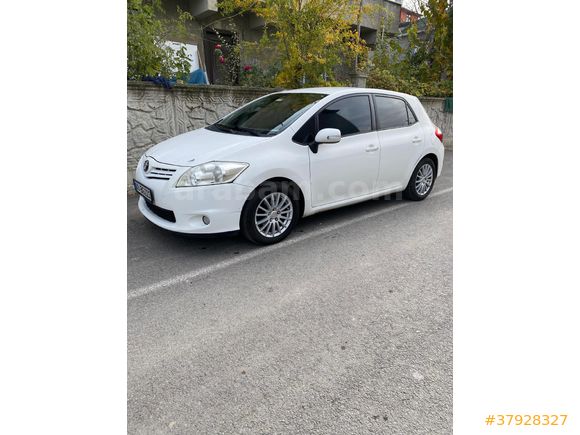 Sahibinden Toyota Auris 1.33 Comfort 2012 Model Kocaeli