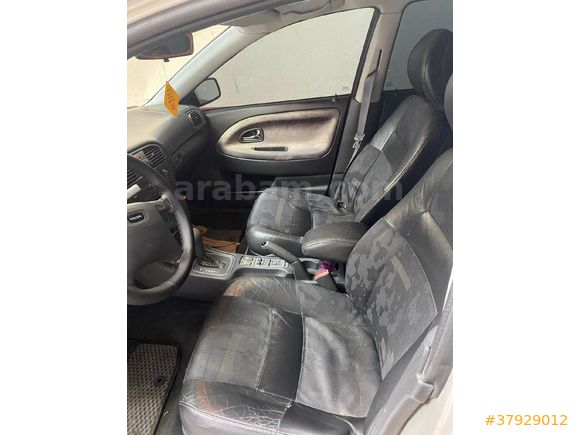 Sahibinden Volvo S40 1.8 2000 Model  250.000 km Bej
