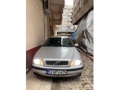 Sahibinden Volvo S40 1.8 2000 Model  250.000 km Bej