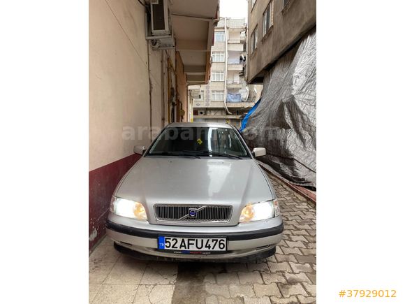 Sahibinden Volvo S40 1.8 2000 Model  250.000 km Bej