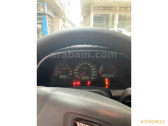 Sahibinden Volvo S40 1.8 2000 Model  250.000 km Bej