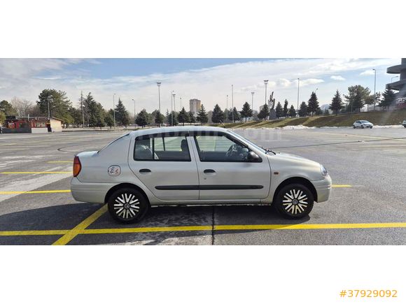 Sahibinden Renault Clio 1.4 RNA 2001 Model 