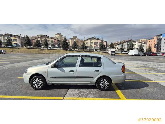 Sahibinden Renault Clio 1.4 RNA 2001 Model 