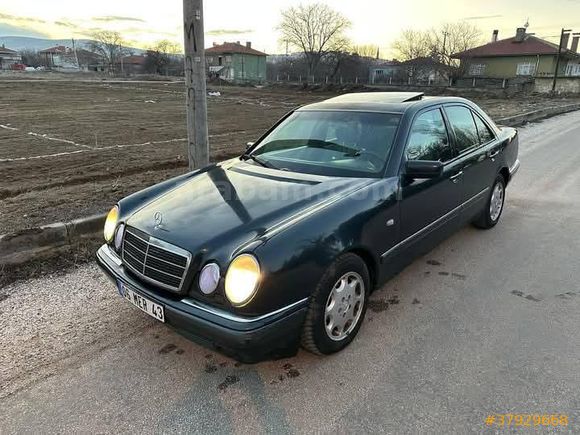 Galeriden Mercedes - Benz E 200 Elegance 1996 Model Kırıkkale