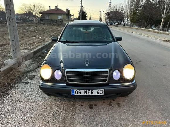 Galeriden Mercedes - Benz E 200 Elegance 1996 Model Kırıkkale