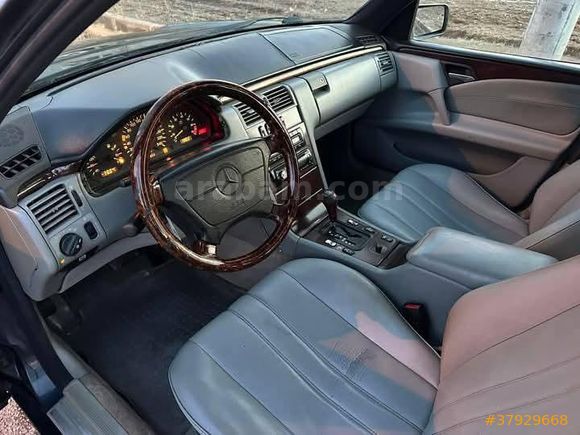 Galeriden Mercedes - Benz E 200 Elegance 1996 Model Kırıkkale
