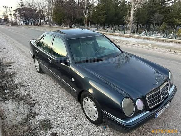 Galeriden Mercedes - Benz E 200 Elegance 1996 Model Kırıkkale
