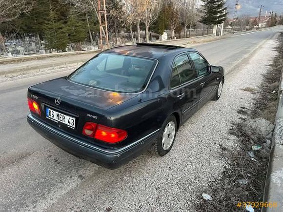Galeriden Mercedes - Benz E 200 Elegance 1996 Model Kırıkkale