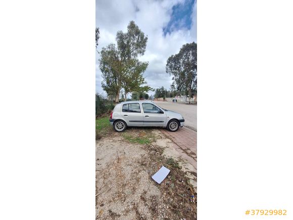 Sahibinden Renault Clio 1.4 2001 Model 