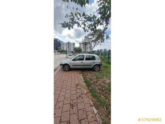 Sahibinden Renault Clio 1.4 2001 Model 