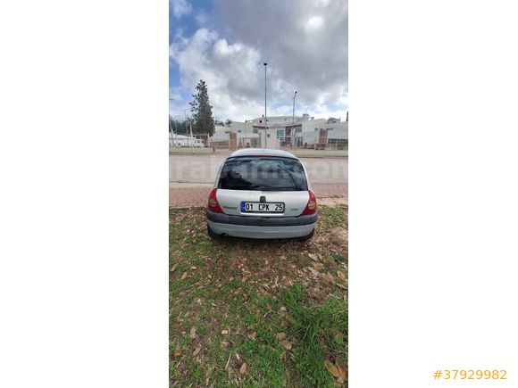 Sahibinden Renault Clio 1.4 2001 Model 
