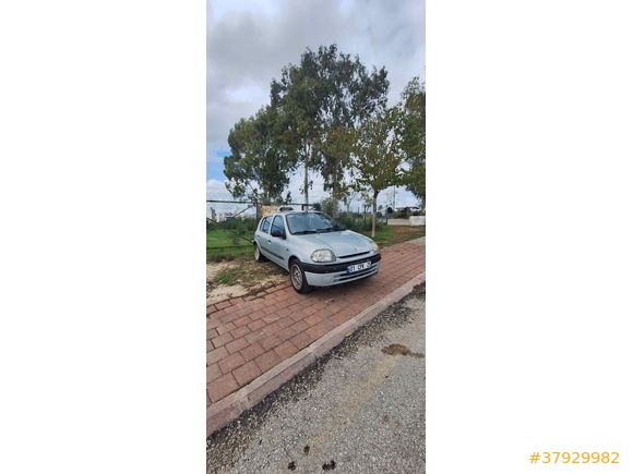 Sahibinden Renault Clio 1.4 2001 Model 