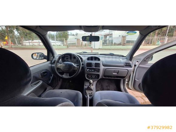 Sahibinden Renault Clio 1.4 2001 Model 