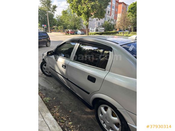 Sahibinden Opel Astra 1.6 CD 2001 Model  360.000 km Gri