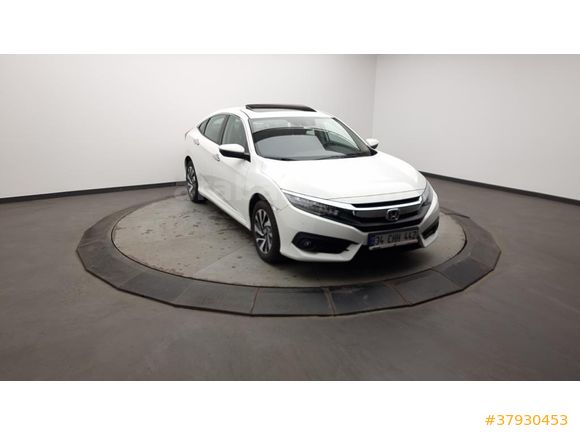 Galeriden Honda Civic 1.6 i-VTEC Executive 2019 Model Muğla 33.000 km Beyaz
